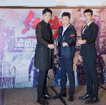 真人版《海贼王》曝宣传照 五位主角卡司个性抢眼 2023-08-23 进入开播倒计时的Netflix真人版剧集《海贼王》发布了五位主角卡司全新宣传照，五人五色，个性抢眼。