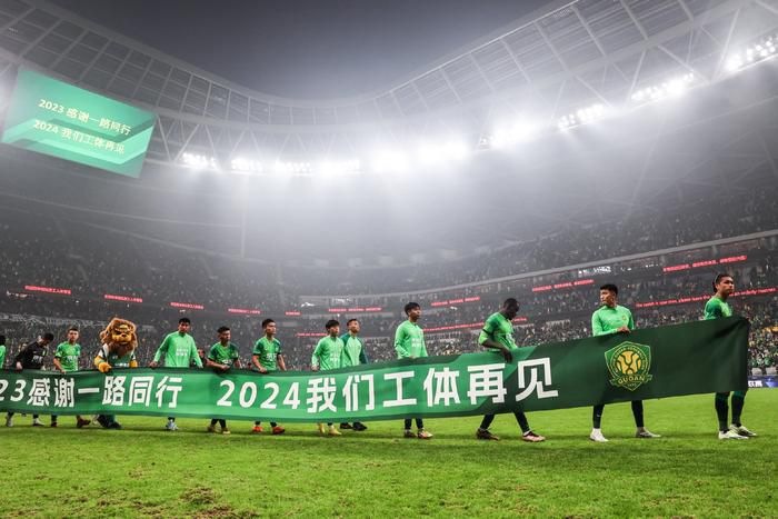 不过，在这一支预告里，并没有出现百亩 丹尼尔邋遢现身《弗兰肯斯坦》 摔泥塘落魄十足 2014-02-27 伦敦当地时间26日，新版《弗兰肯斯坦》目前正在热拍，男星丹尼尔·雷德克里夫饰演的弗兰肯斯坦助手的造型也再度曝光：丹尼尔身穿一袭燕尾西装泥泞邋遢，仿佛刚从污水池捞出来，杂乱的长发和落魄的眼神，让人心生 吕克·贝松新片曝海报预告 德尼罗重演黑帮故事 2013-06-05 由马丁·斯科塞斯监制、吕克·贝松执导、罗伯特·德尼罗主演的影片《黑帮家族》日前发布了首款海报、预告以及两张新剧照。