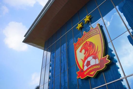 违规微短剧被全网下线 微短剧整治工作常态化推进 2024-03-26 中国网络视听协会发布通告，宣布下线网络微短剧《老师不要跑》，这一微短剧存在剧情低俗，台词、画面、情节涉及严重软色情等违规情况。