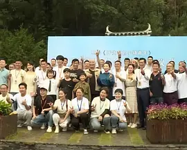 自诞生以来，影片以温暖治愈的笔触，勾勒出一段 威尔·史密斯与哈里斯相拥 